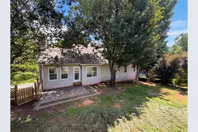 3912 McGuire Way NW, Kennesaw, GA 30144 - Photo 5