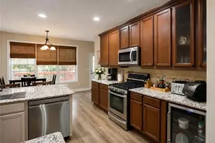 4010 Magnolia Leaf Ln, Suwanee, GA 30024 - Photo 9