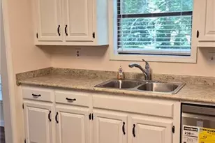 290 St Simon's Cove, Lawrenceville, GA 30044 - Photo 23
