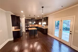 8785 Ellesmere Dr, Cumming, GA 30041 - Photo 17
