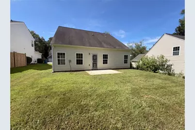 635 Sable View Lane, Atlanta, GA 30349 - Photo 5