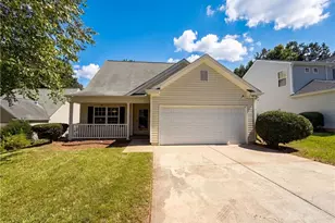 635 Sable View Ln, Atlanta, GA 30349 - Photo 1