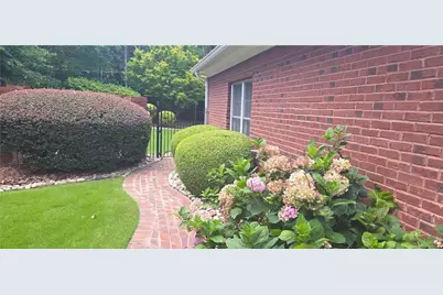 1555 Woodberry Run Drive, Snellville, GA 30078 - Photo 39