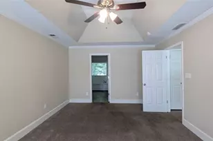 4360 Riverlake Way, Snellville, GA 30039 - Photo 25