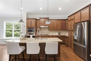 10504 New Cove Rd, Alpharetta, GA 30022 - Photo 13