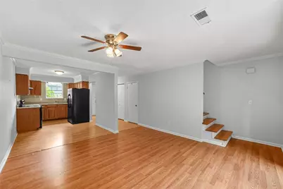 301 Stonecliff Court, Stone Mountain, GA 30083 - Photo 15