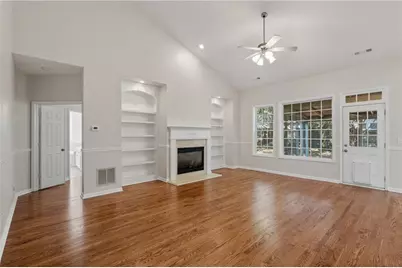 402 Freedom Lane, Peachtree City, GA 30269 - Photo 3