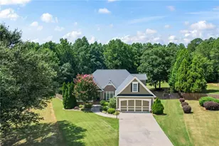 1215 James Walter Dr, Loganville, GA 30052 - Photo 3