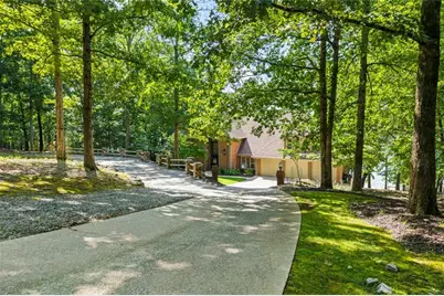 6576 Yacht Club Road, Flowery Branch, GA 30542 - Photo 31