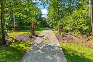 6576 Yacht Club Rd, Flowery Branch, GA 30542 - Photo 29