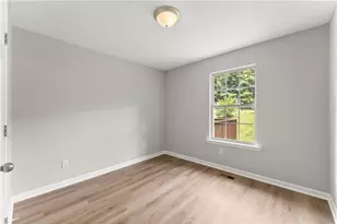 3030 Meadowridge Dr, Gainesville, GA 30507 - Photo 19