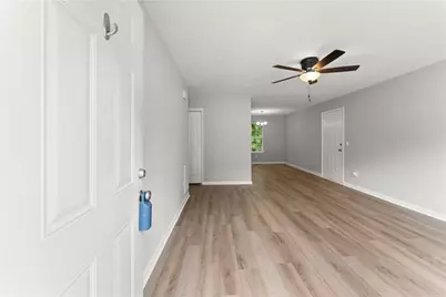 3030 Meadowridge Drive, Gainesville, GA 30507 - Photo 7