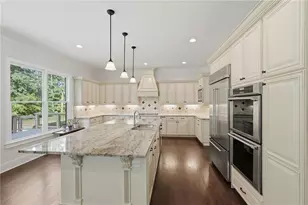 4050 Oak Forest Cir, Marietta, GA 30062 - Photo 17