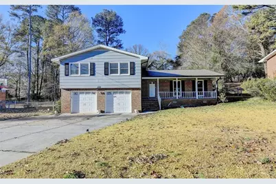 1249 Renee Dr SW, Lilburn, GA 30047 - Photo 3