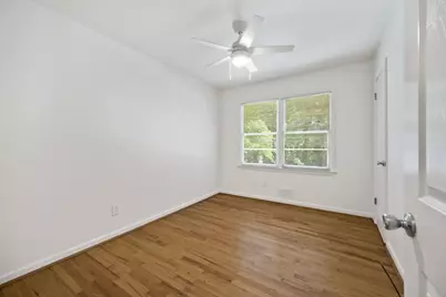 2379 Lakewood Drive NW, Kennesaw, GA 30152 - Photo 9
