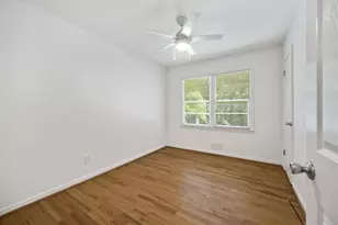 2379 Lakewood Dr NW, Kennesaw, GA 30152 - Photo 9