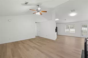 408 Wilshire Ln, Bethlehem, GA 30620 - Photo 5