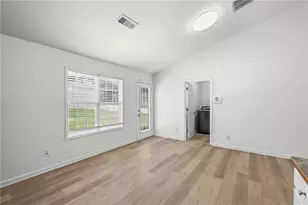 408 Wilshire Ln, Bethlehem, GA 30620 - Photo 7