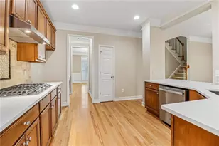 7262 Village Creek Trace, Atlanta, GA 30328 - Photo 17
