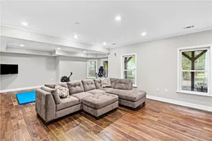 10565 Cauley Creek Dr, Johns Creek, GA 30097 - Photo 41