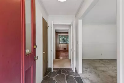 165 W Spalding Drive, Atlanta, GA 30328 - Photo 3