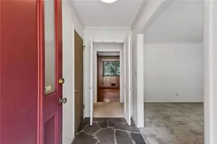 165 W Spalding Dr, Atlanta, GA 30328 - Photo 3