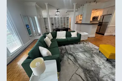 3060 Pharr Court North NW #613, Atlanta, GA 30305 - Photo 3