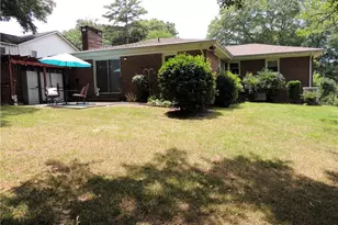 1144 Piedmont Pl, Gainesville, GA 30501 - Photo 5
