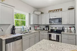 171 Strickland, Forsyth, GA 31029 - Photo 15