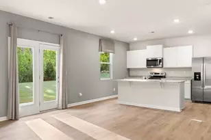 387 Creekview Wy, Dallas, GA 30132 - Photo 3