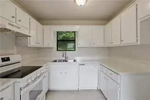 79 Sandalwood Cir, Lawrenceville, GA 30046 - Photo 5