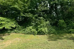 79 Sandalwood Cir, Lawrenceville, GA 30046 - Photo 25