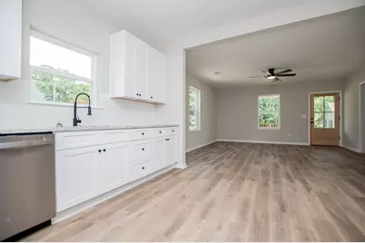 115 Pine Street, Carrollton, GA 30117 - Photo 9