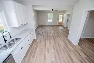 115 Pine St, Carrollton, GA 30117 - Photo 7