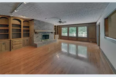 4521 Shoreline Drive, Gainesville, GA 30506 - Photo 11