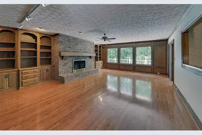 4521 Shoreline Drive, Gainesville, GA 30506 - Photo 13