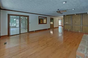 4521 Shoreline Dr, Gainesville, GA 30506 - Photo 15