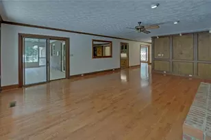 4521 Shoreline Dr, Gainesville, GA 30506 - Photo 13