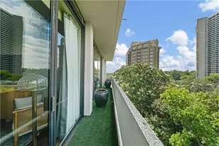 2575 Peachtree Rd NE, Atlanta, GA 30305 - Photo 25