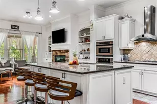 395 Laurent St NW, Atlanta, GA 30318 - Photo 7
