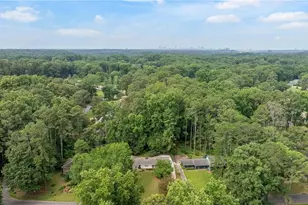 2608 Hawthorne Dr NE, Atlanta, GA 30345 - Photo 49