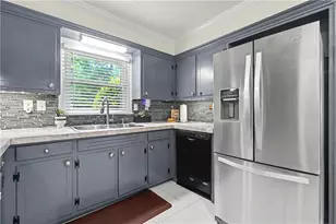 2866 Greenbush Pl NE, Atlanta, GA 30345 - Photo 13