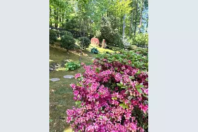755 E Hembree Crossing, Roswell, GA 30076 - Photo 25