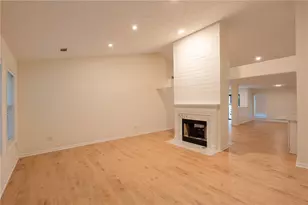 3554 Dunbar Ln, Suwanee, GA 30024 - Photo 15