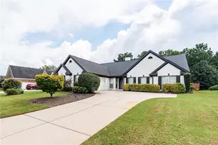 3554 Dunbar Ln, Suwanee, GA 30024 - Photo 3