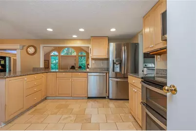2805 Burtz Drive, Marietta, GA 30068 - Photo 27