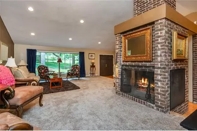 2805 Burtz Drive, Marietta, GA 30068 - Photo 19