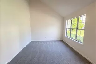 6423 Phillips Ct, Lithonia, GA 30058 - Photo 11