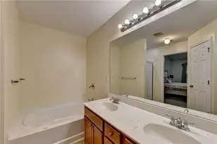 2602 Pierce Brennen Ct, Lawrenceville, GA 30043 - Photo 33