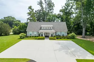 820 Lakeview Bend Cir, Jefferson, GA 30549 - Photo 53